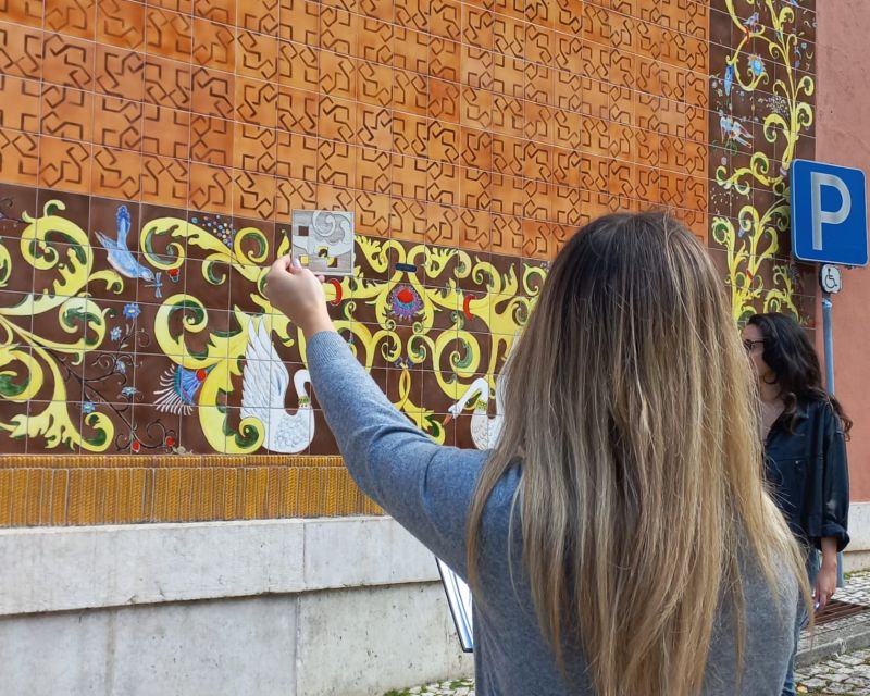 Sintra: Treasure Hunt & Walking Tour "The King's Secret" - Volta do Duche and the first clues