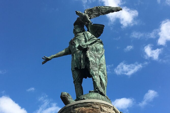 Solve the Case: Self-Guided Mystery Puzzle Walk in Philadelphia - Chinatown, Reading Terminal Market, and the final stretch