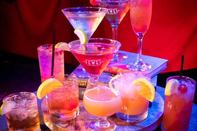 Speakeasy Murder Mystery Dinner Show in Orlando - What happens before the 7:00 p.m. show