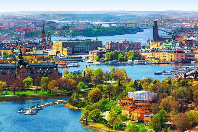 Stockholm Scavenger Hunt and Highlights Self Guided Audio Tour - Slottsbacken and the Royal Palace provide the grandest views