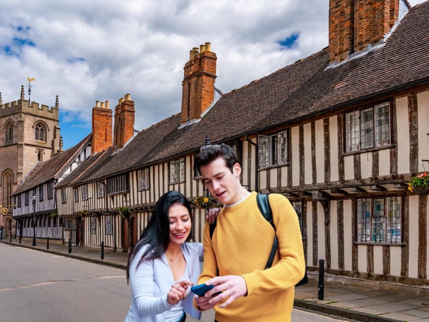 Stratford-upon-Avon: City Walking Tour & Exploration Game - From Gower Memorial into Shakespeare’s Stratford