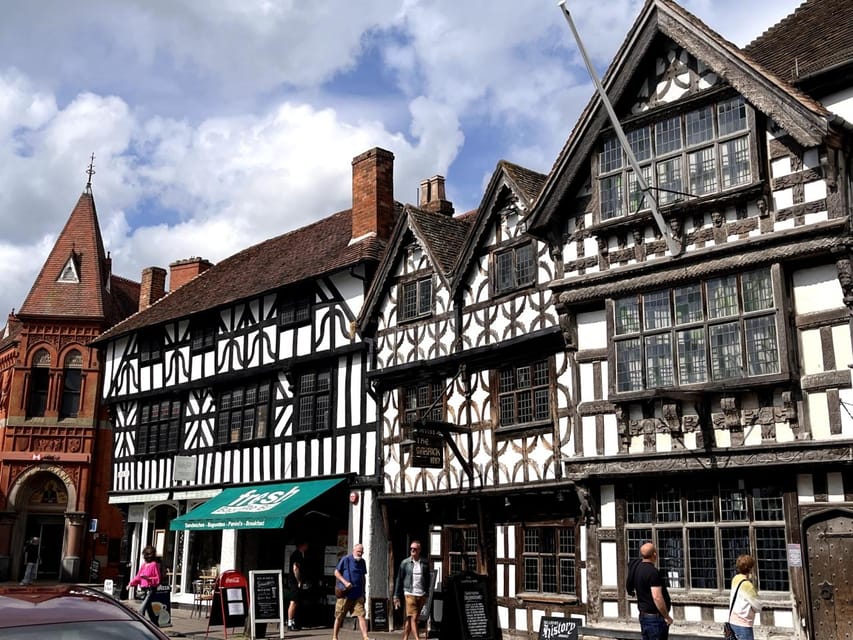 Stratford-upon-Avon: City Walking Tour & Exploration Game - Practical ways to get more from the Quest