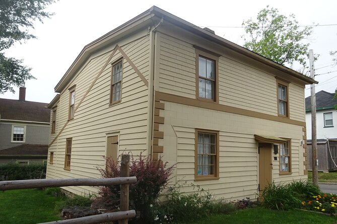 Sydney Cape Breton Self-Guided Walking Tour and Scavenger Hunt - Historic churches and old homes