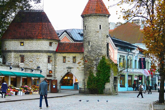 Tallinn Scavenger Hunt and Highlights Self Guided Audio Tour - The Estonian History Museum and the route’s final stretch