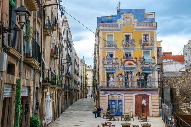 Tarragona Scavenger Hunt and Highlights Self Guided Audio Tour - The Circus Romanus and the cathedral area