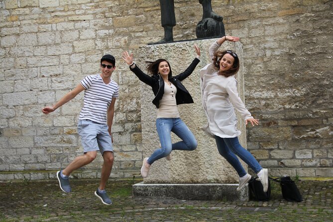 Tarragona Scavenger Hunt and Sights Self-Guided Tour - Starting at Portal del Roser and Volta del Pallol