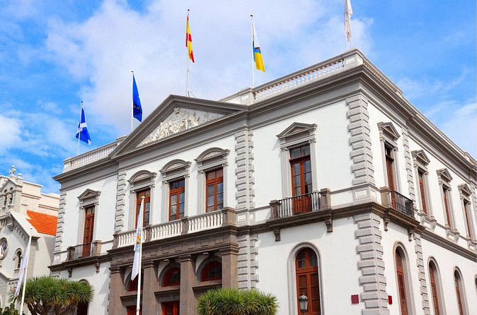 Tenerife Scavenger Hunt and Highlights Self Guided Audio Tour - Who should choose this Santa Cruz activity?