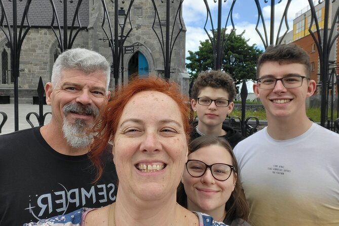 The Dublin Incident: Alien, Whiskey & Clues Exploration Game - Finishing at Kilmainham Gaol