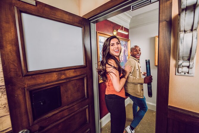 The Escape Game LA: Epic 60-Minute Adventures in Century City - How the guides affect the experience