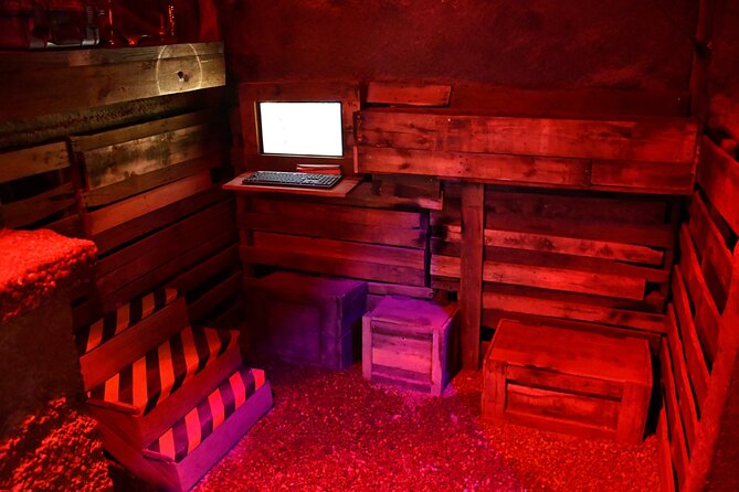 The Forbidden Tomb Escape Game - Entering the Forbidden Tomb at Royal Escape Rooms
