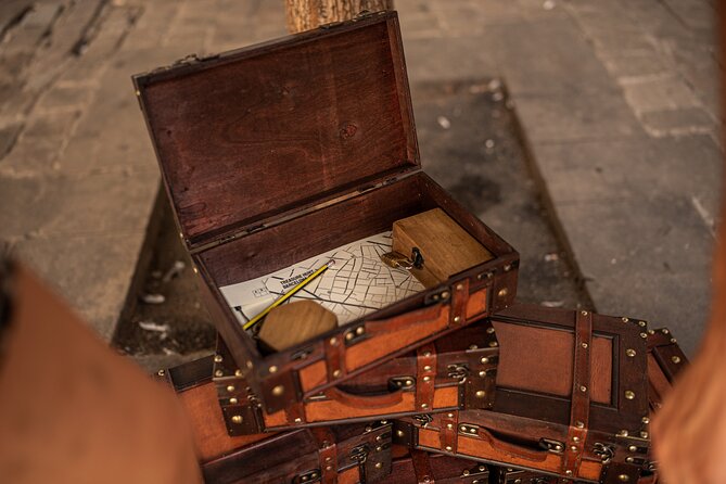 The Goldheist - Private City Escape Game in Barcelona - Santa Maria del Mar and the final stretch