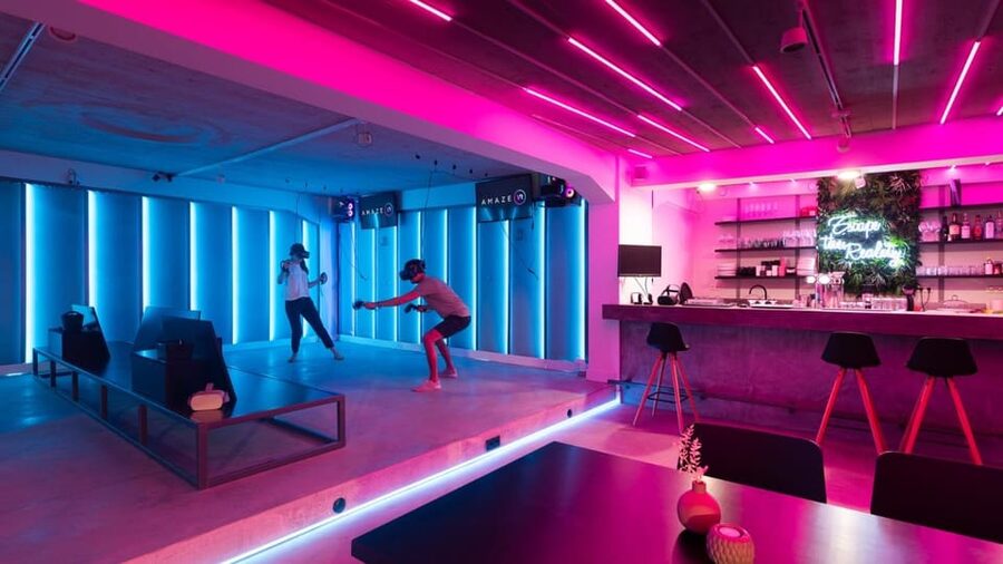 The Hague: VR Escape Room for 2 - 4 people - Key points before you book