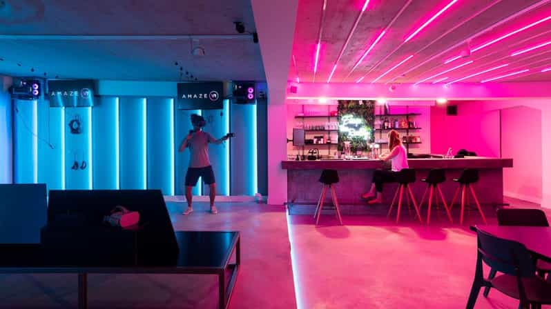 The Hague: VR Escape Room for 2 - 4 people - Why the private format matters