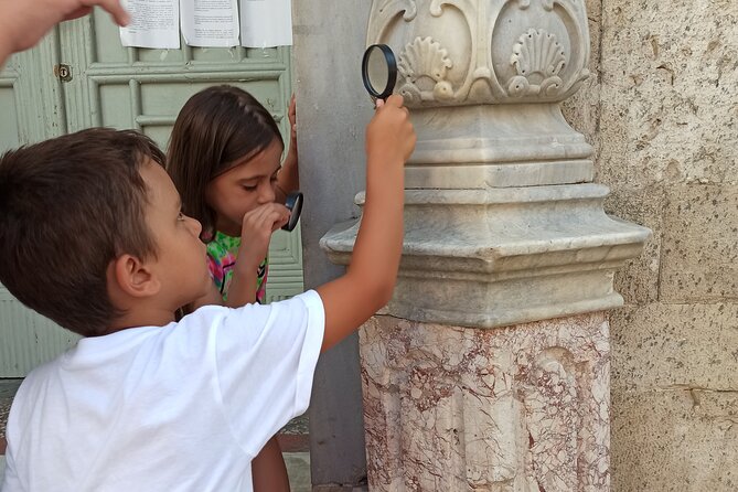 The Hunt of the Olympian Gods, scavenger hunt for families, prive - A private activity with room for family teamwork
