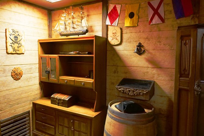 The Pirate Adventure Escape Room - Why families and teenagers fit this room well