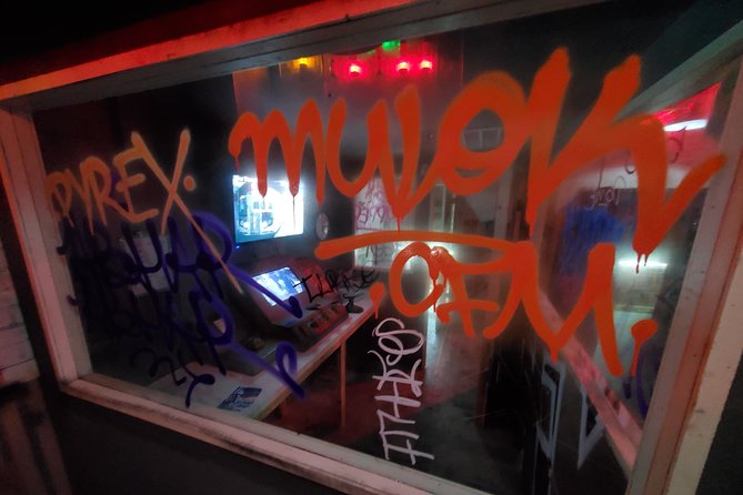 The Terminal Escape Room of Florida - Before the clock starts: allow 15 minutes