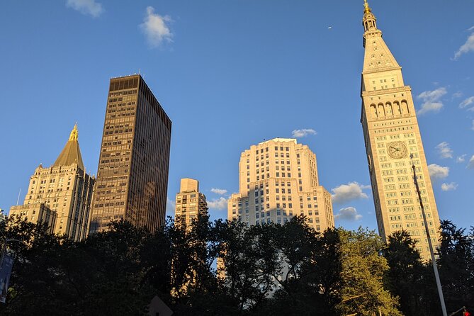 Time Warp in Flatiron: NYC Self-Guided Puzzle Quest - From the MetLife Building to the Seward Monument