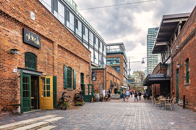 Toronto Distillery District: Whisky Exploration Game and Tour - Thompson Landry Gallery through Izumi Sake Brewery