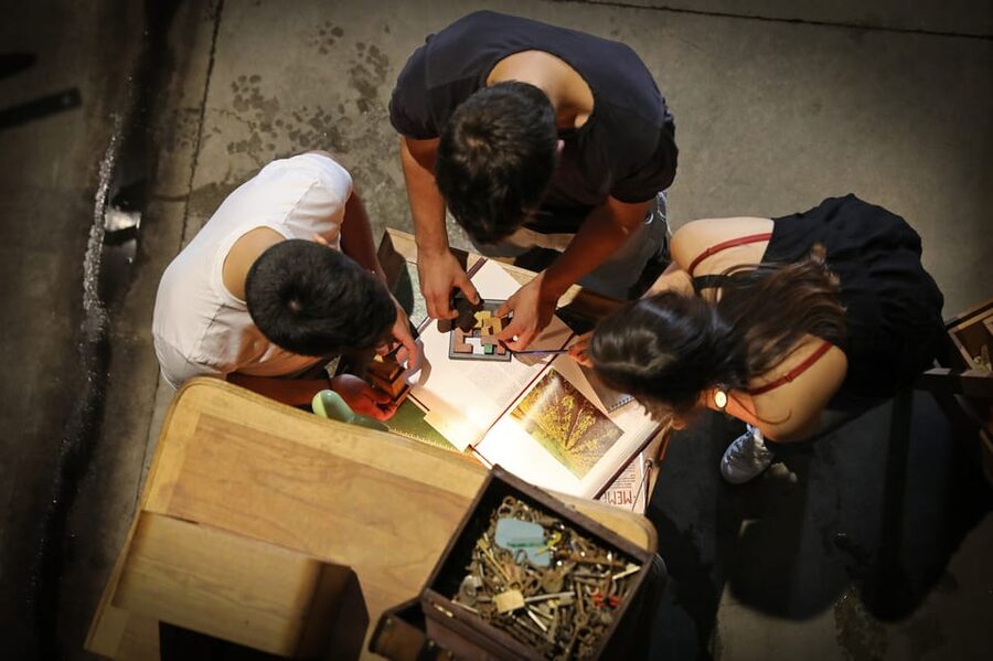 Toulouse: escape game in the cellar at Château Boujac - The wine tasting after the final clue