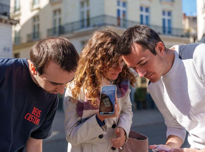 Toulouse: Outdoor Escape Game - Le Minotaure - The Minotaur’s curse gives the walk a purpose