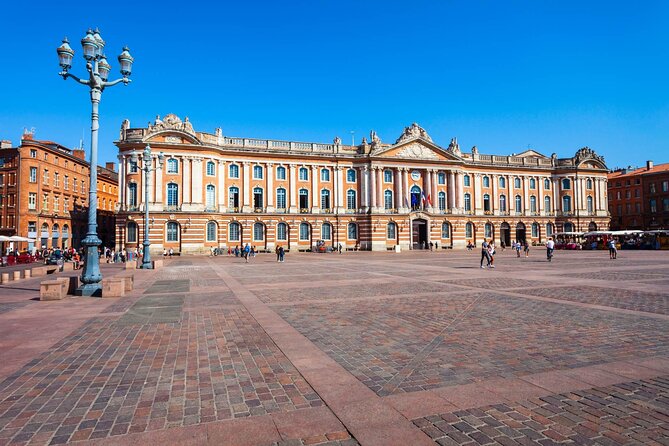 Toulouse "Ville Rose": Interactive Game & Walking Tour - The Jacobins Convent’s famous stone palm tree