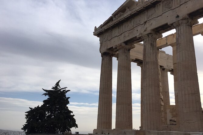 Treasure Hunt Around Acropolis— Private Group - Why the Private Group Format Matters