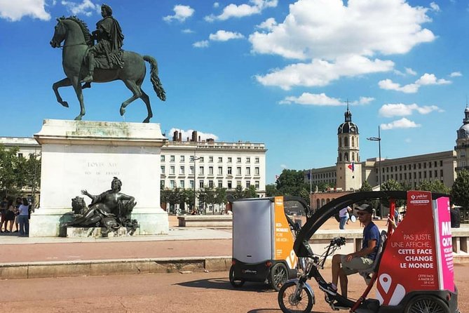 Treasure hunt in a Pedicab tour of Lyon - Rhône riverbanks and the best broad views