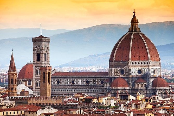 Treasure Hunt in Florence for Families - Reaching Palazzo Pitti and the Medici story