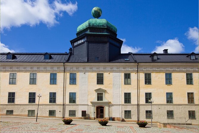 Uppsala Scavenger Hunt and Sights Self Guided Tour - A Smartphone Game Through Central Uppsala