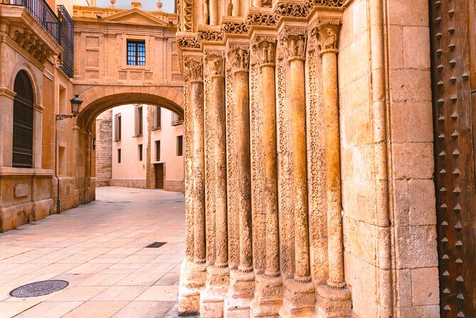 Valencia Iconic Sights Scavenger Hunt - Palau de la Generalitat begins the route