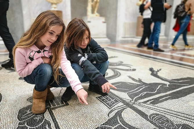 Vatican Treasure Hunt with Guided Tour for Families with Kids - St. Peter’s Basilica in the final half hour