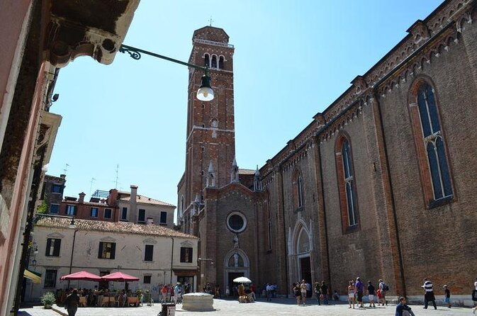 Venice Scavenger Hunt and Highlights Self Guided Audio Tour - Starting at Frari in Campo San Polo
