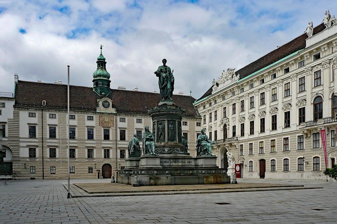 Vienna: The Great Plague Exploration Game - Stephansplatz and Stock im Eisen add classic Vienna sights