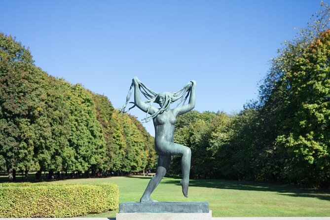 Vigeland Alien Threat in Oslo Exploration Game and Tour - Key points about the Vigeland Park game