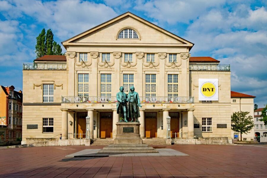 Weimar: Scavenger Hunt Self-Guided Walking Tour - Finishing near the Ilm River