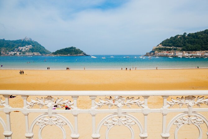 Who Am I? San Sebastian Identity Puzzle Adventure - Santa Catalina Bridge and Kursaal