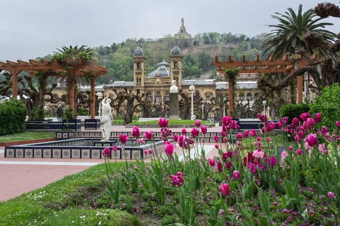 Who Am I? San Sebastian Identity Puzzle Adventure - Victoria Eugenia Theater and Gipuzkoa Plaza