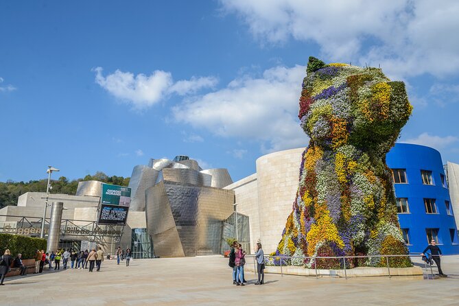 Year of Love in Bilbao: Self-Guided Romantic Puzzle Quest - A love story told along Bilbao’s river