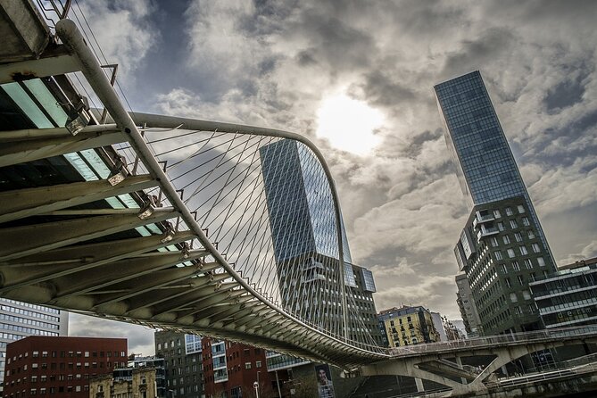 Year of Love in Bilbao: Self-Guided Romantic Puzzle Quest - The Fine Arts Museum and Bilbao’s art scene