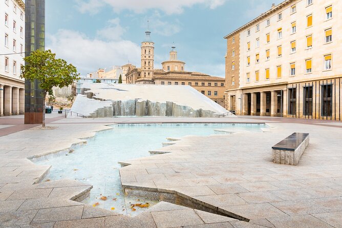 Zaragoza Scavenger Hunt and Sights Self-Guided Tour - Starting at Plaza de Sas Santiago