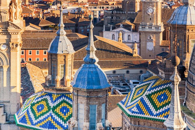 Zaragoza Scavenger Hunt and Sights Self-Guided Tour - The app, the questions, and the photo challenges